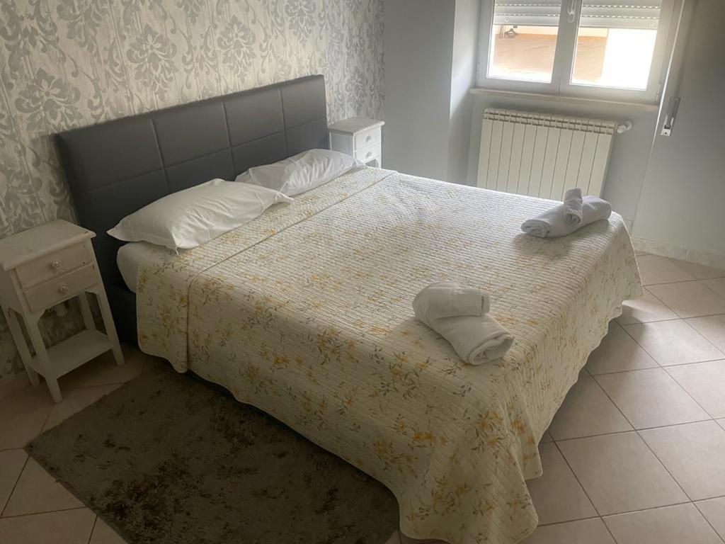 Airport Apartment Alloggio Turistico T&C Fiumicino Eksteriør bilde